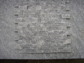 Marmor grau, kristalien, gespalten, 50 x 25 mm