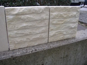 Hockenauer Sandstein, 40 mm gespalten, 10 mm gesägt